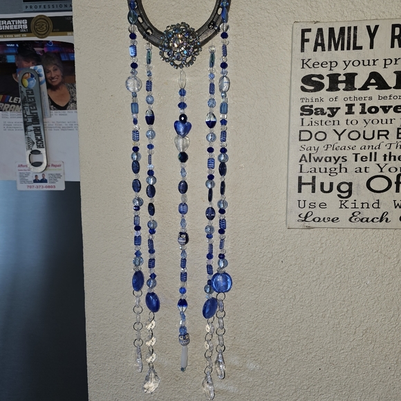 Horseshoe crystal beaded suncatcher with Owls. One of a kind. Hand made. - Picture 2 of 16